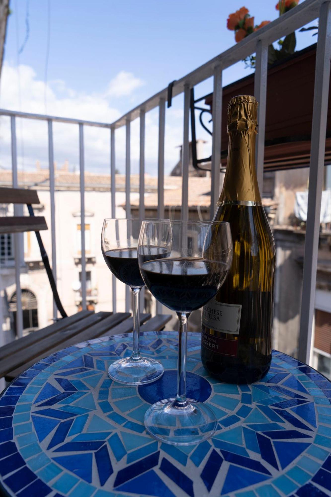 Etna Timeo Central Apartment In Baroque Building 카타니아 외부 사진