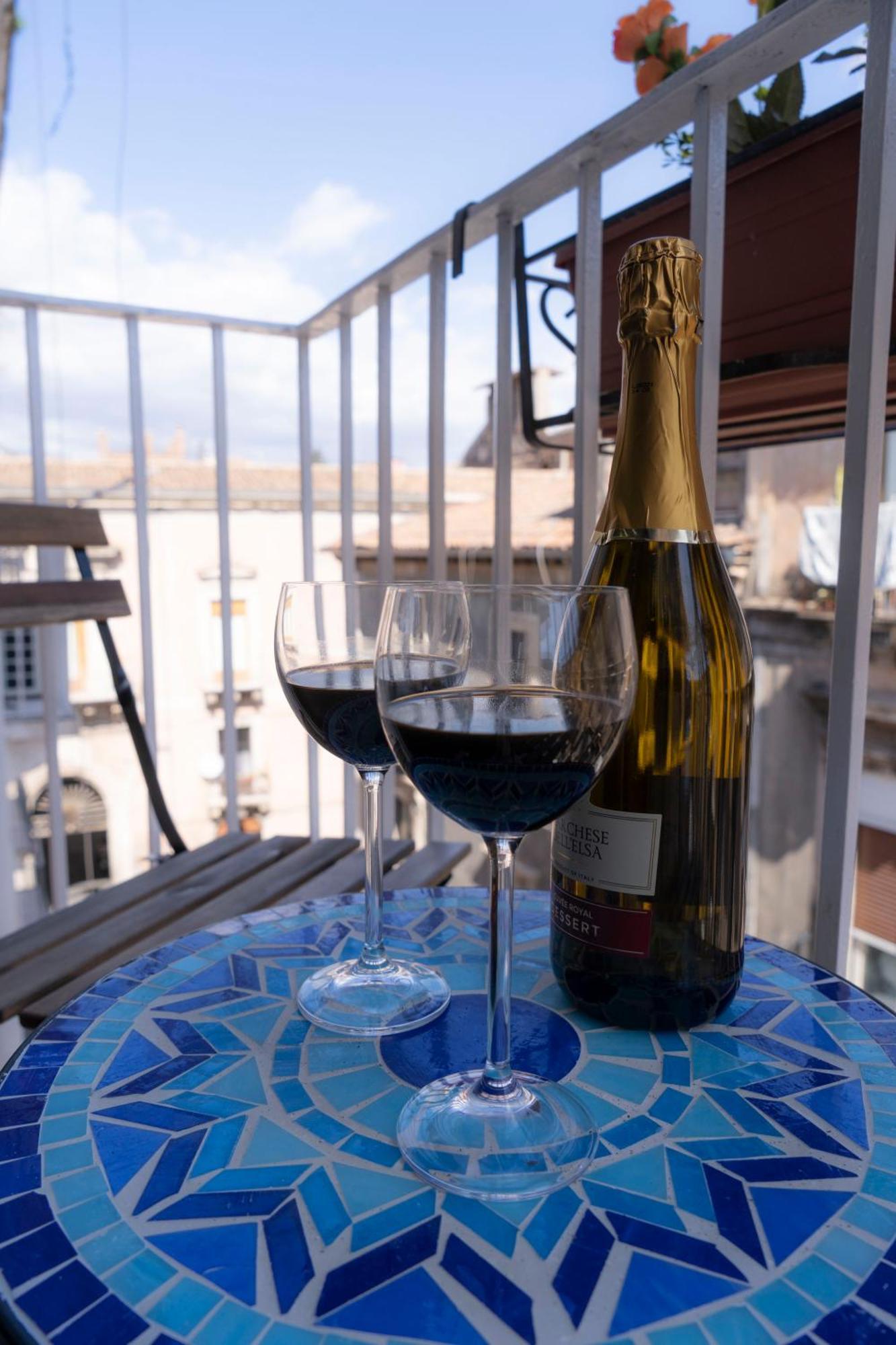 Etna Timeo Central Apartment In Baroque Building 카타니아 외부 사진
