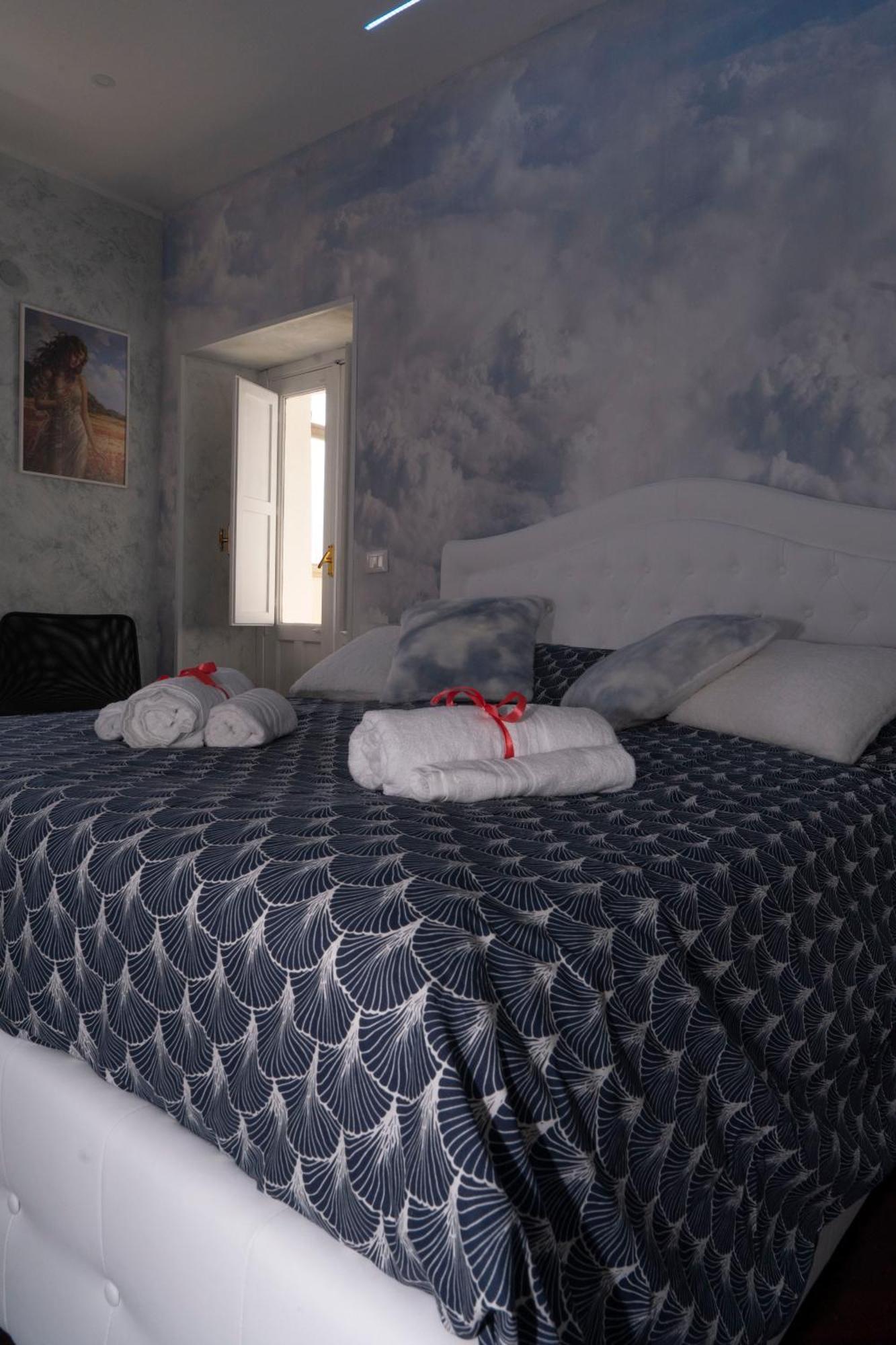 Etna Timeo Central Apartment In Baroque Building 카타니아 외부 사진