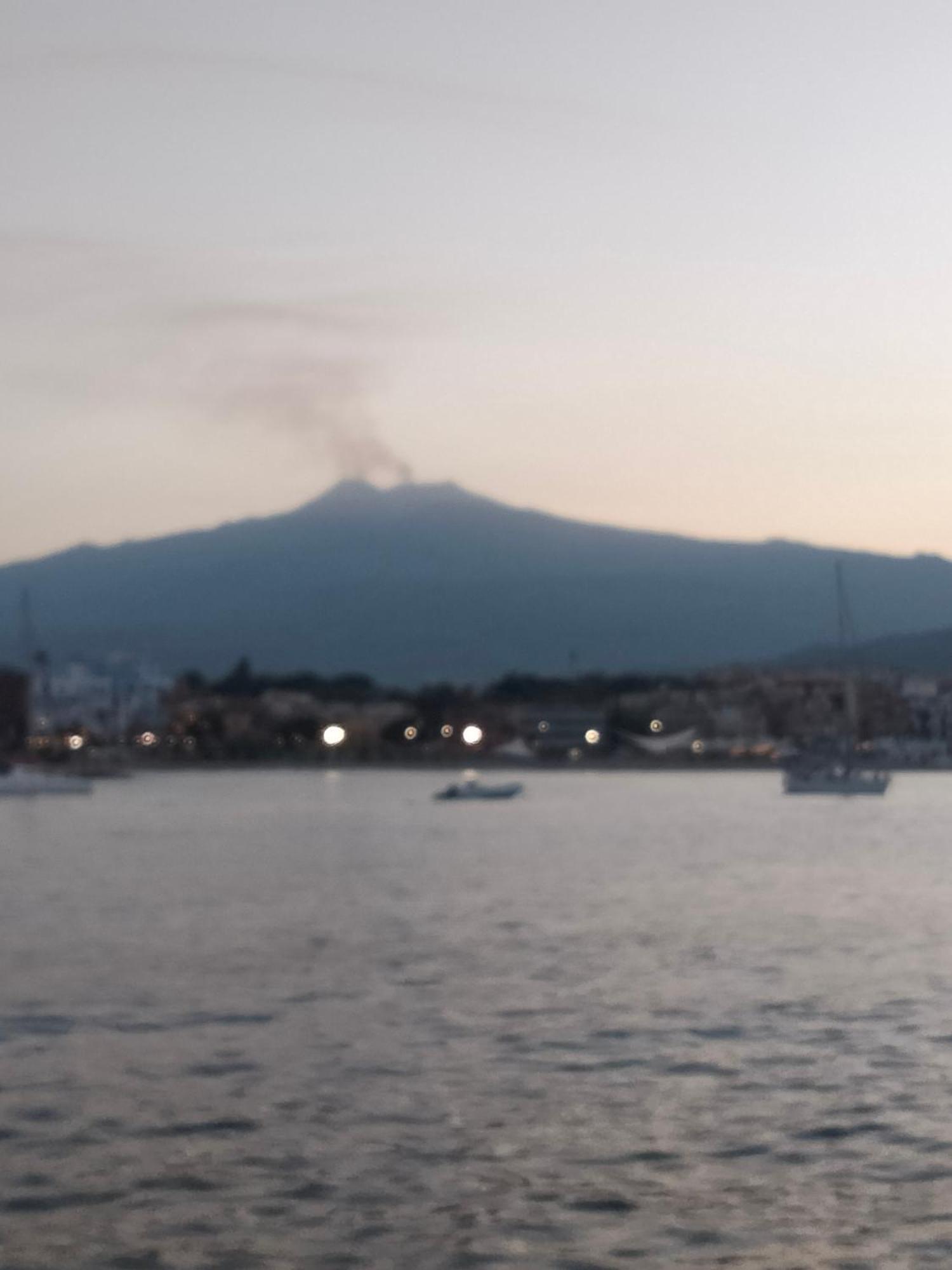 Etna Timeo Central Apartment In Baroque Building 카타니아 외부 사진